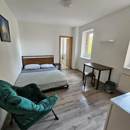 Neu Renoviert Private Mit Bad Und Kueche بيت ضيافة 3*