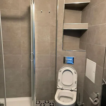 Gasthuis Neu Renoviert Private Mit Bad Und Küche 3*